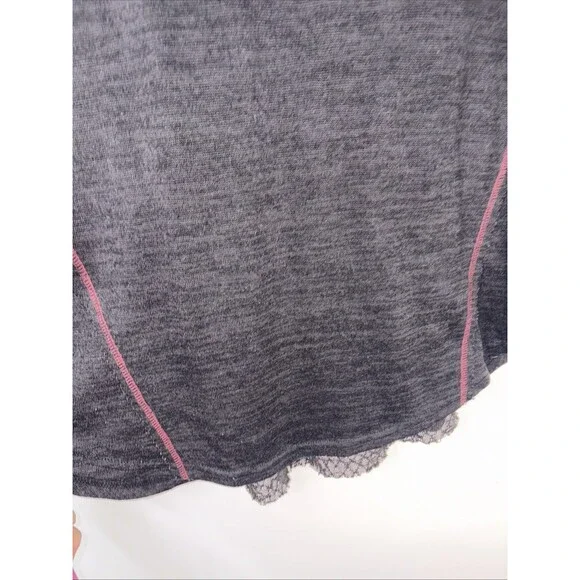 Miss Me Women's Mix Match Quartersleeve Top, Burgundy/Multi, Med - Picture 4 of 14